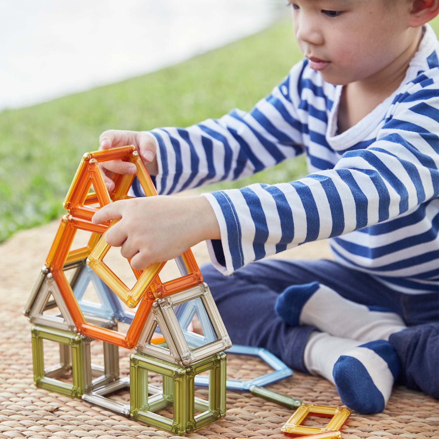 372417872.jpg