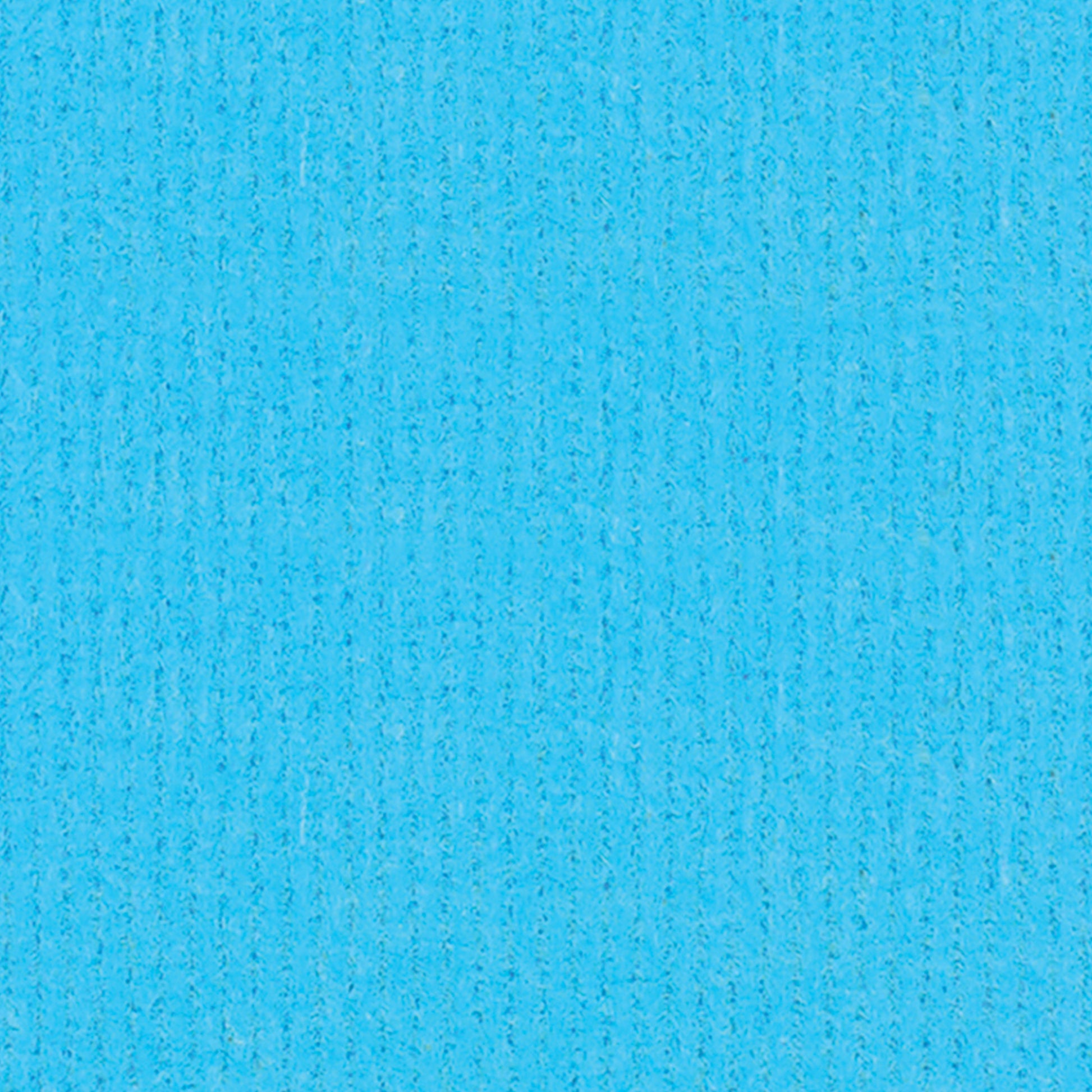 372437996.jpg