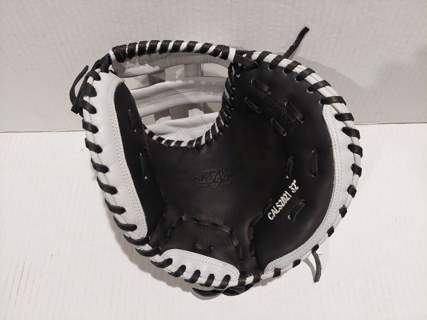 Soto Softball Catchers Mitt