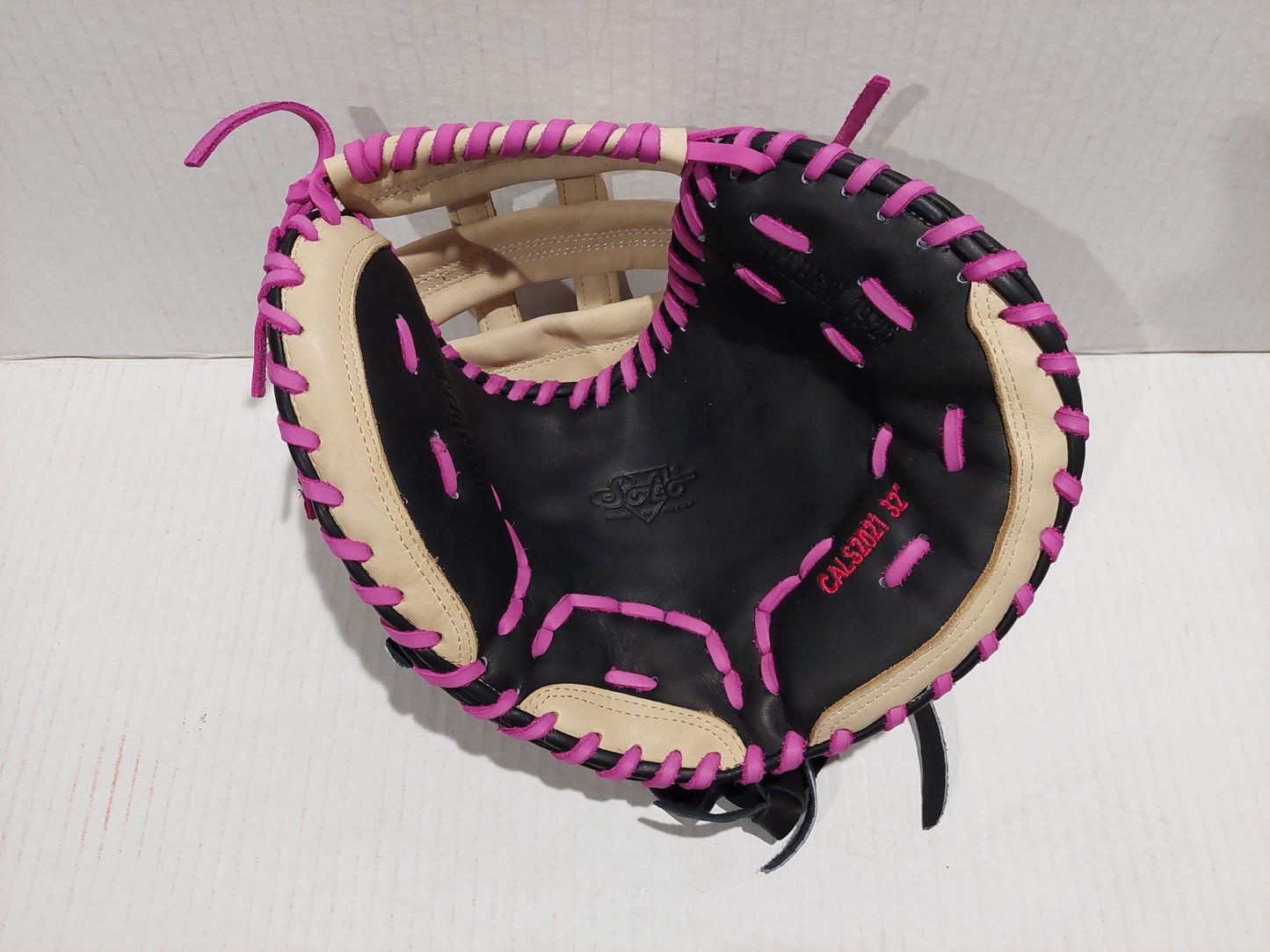 Soto Softball Catchers Mitt