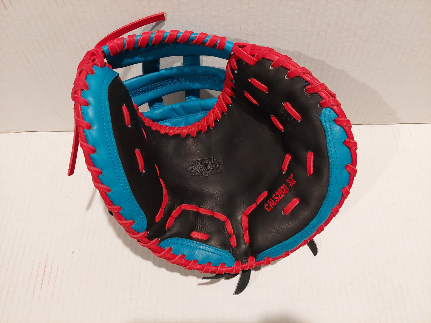Soto Softball Catchers Mitt