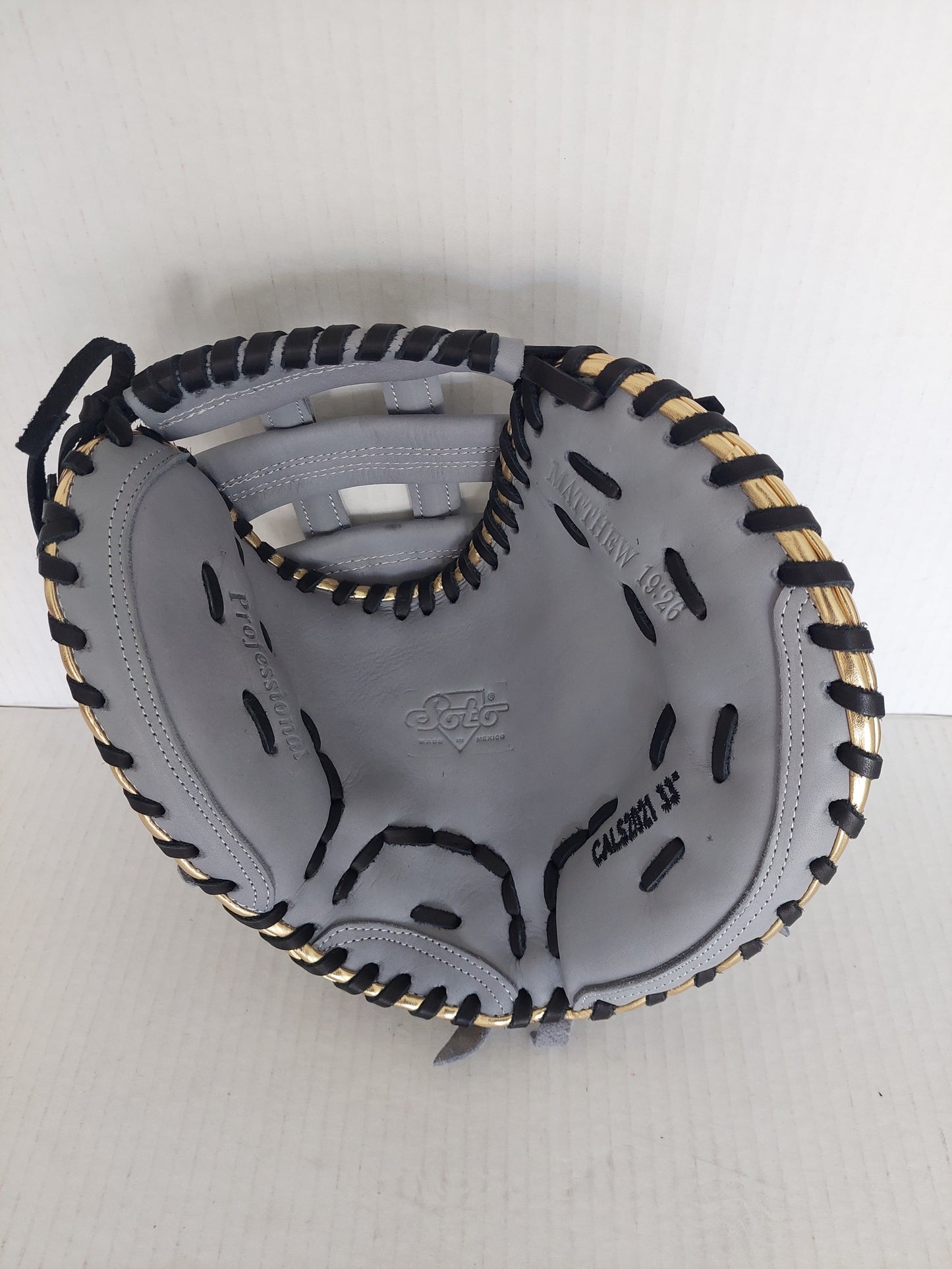 Soto Softball Catchers Mitt