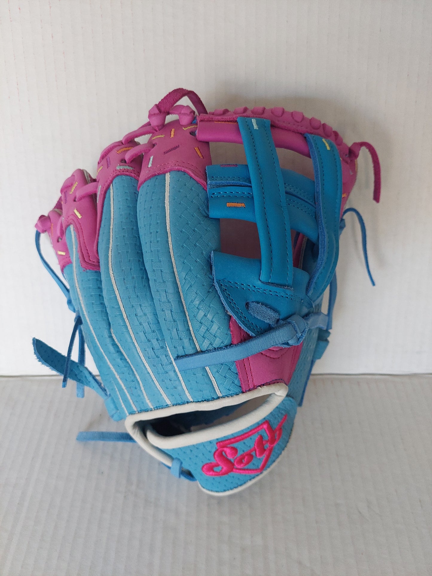 Soto Ice Cream Drip 12" Fielding Glove